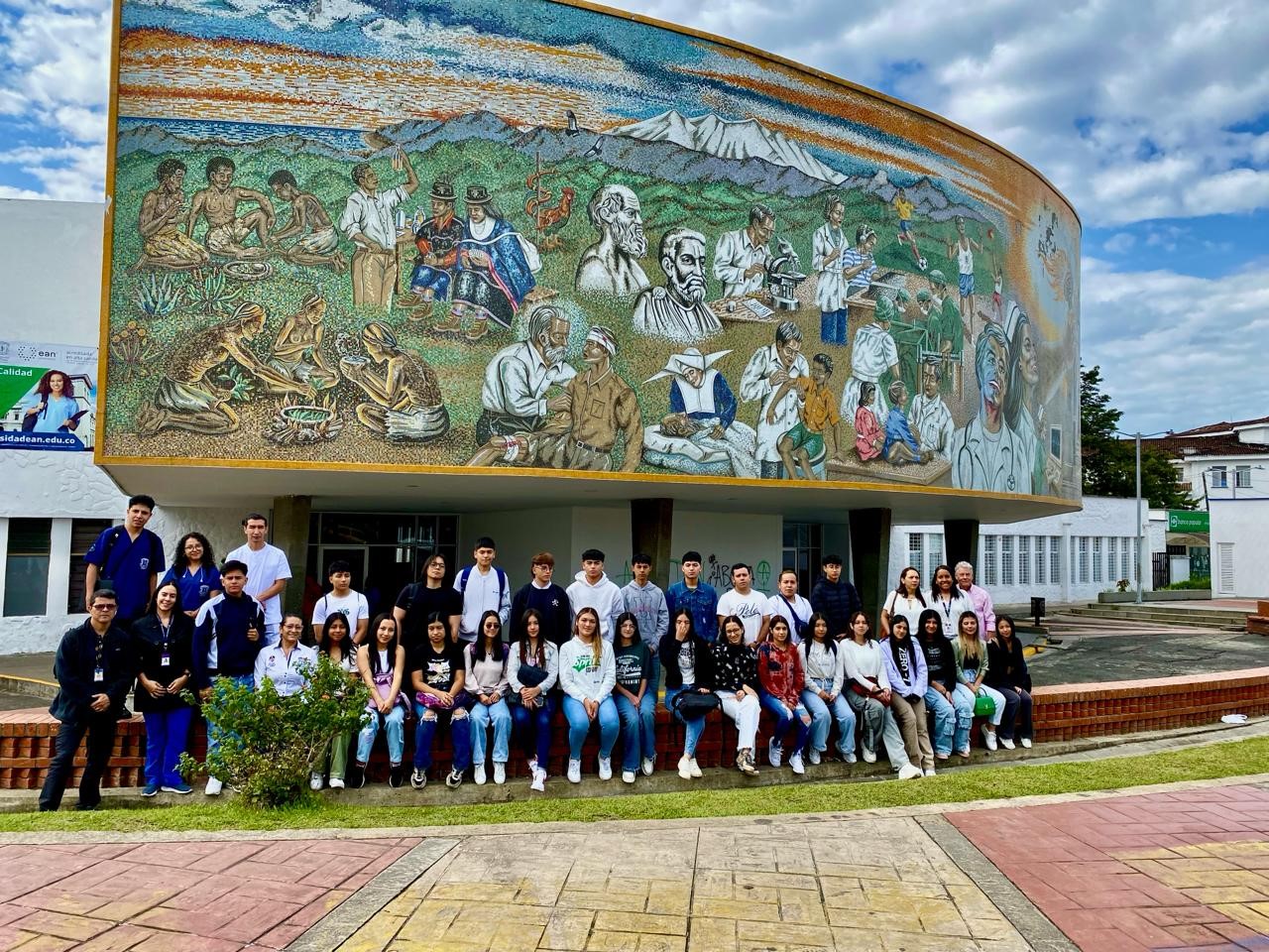 Imagen de participantes en Preuniversitario Galeno