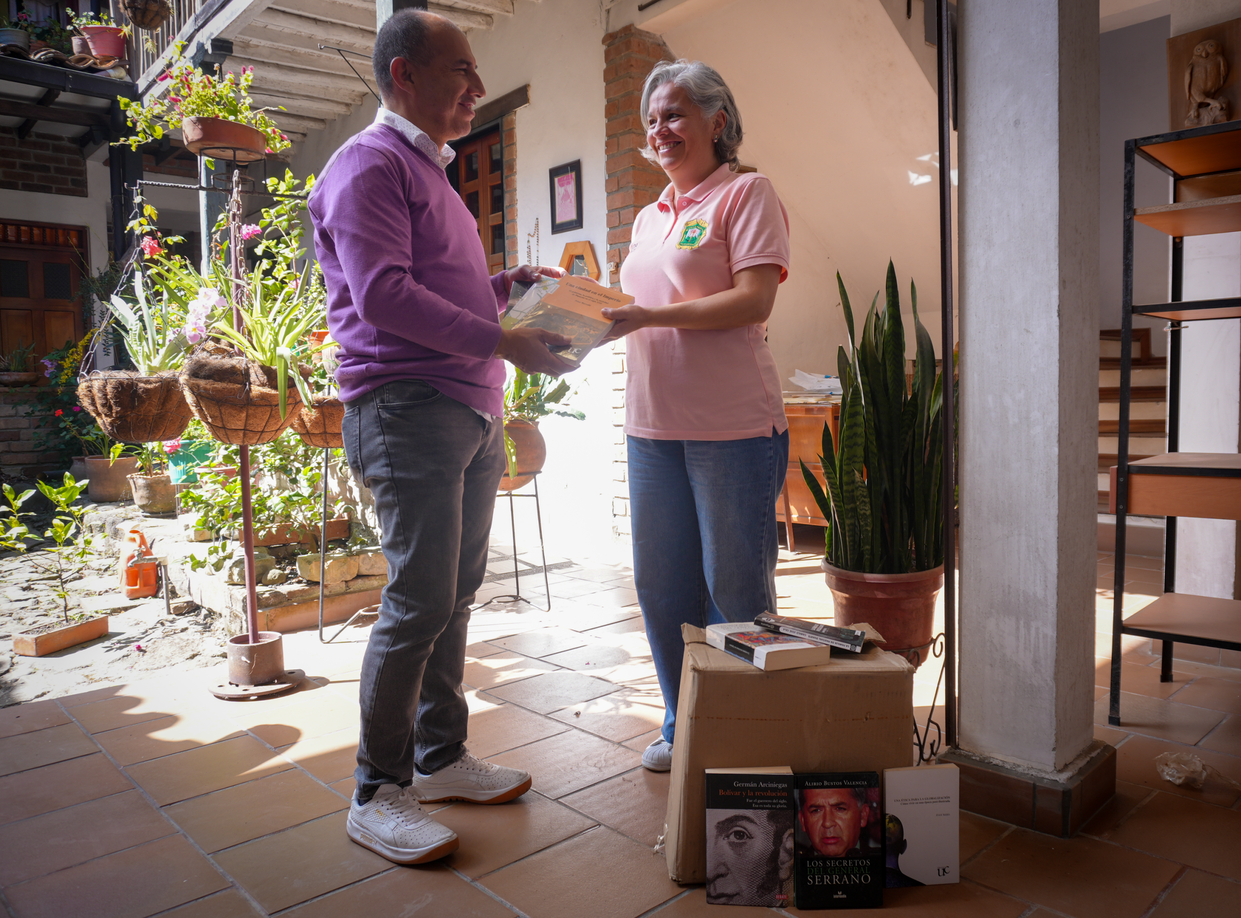 Imagen de Profesor Juan Carlos Pino Correa en Almaguer Ciudad Libro 2024