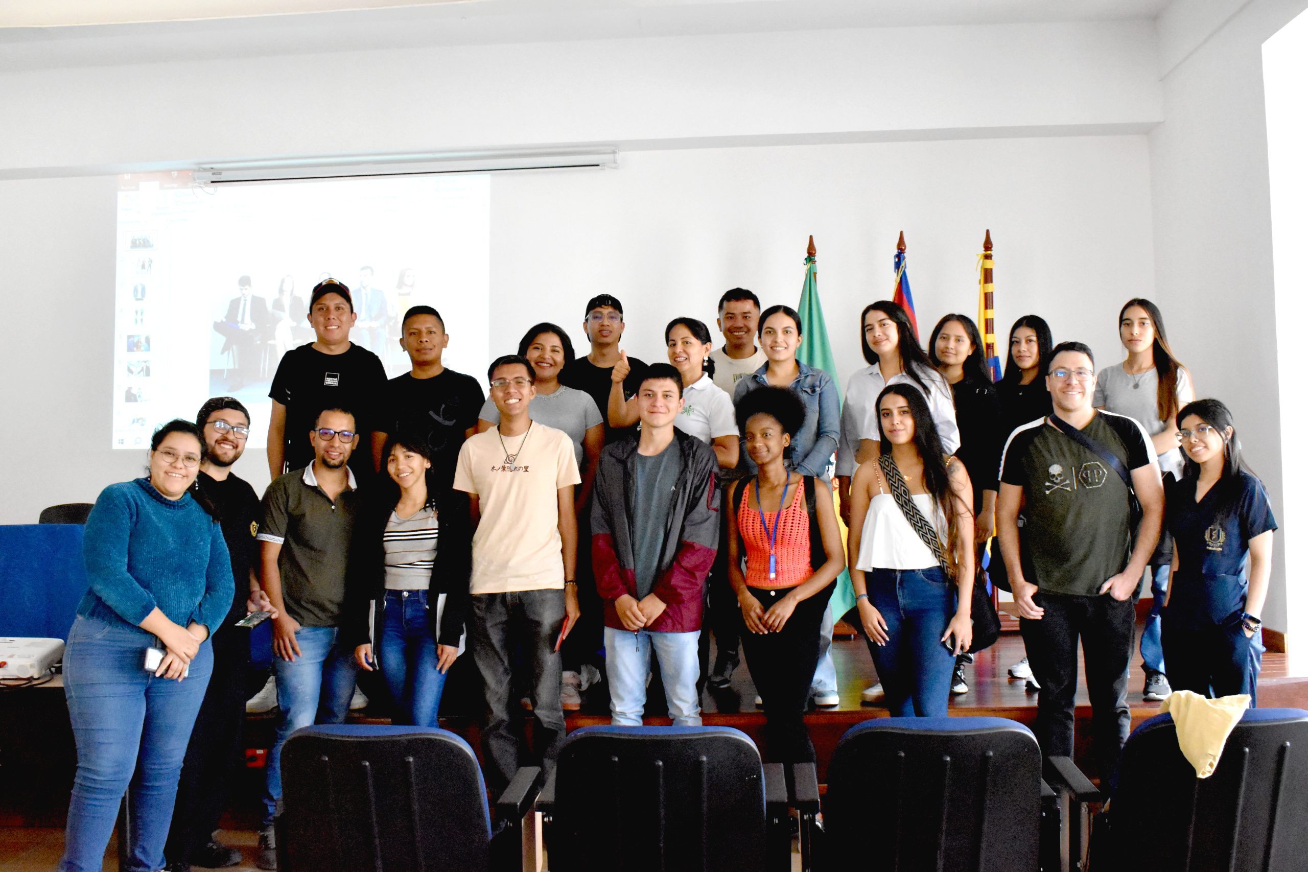 Imagen de Fortaleciendo el Futuro: Capacitaciones sobre Inserción Laboral