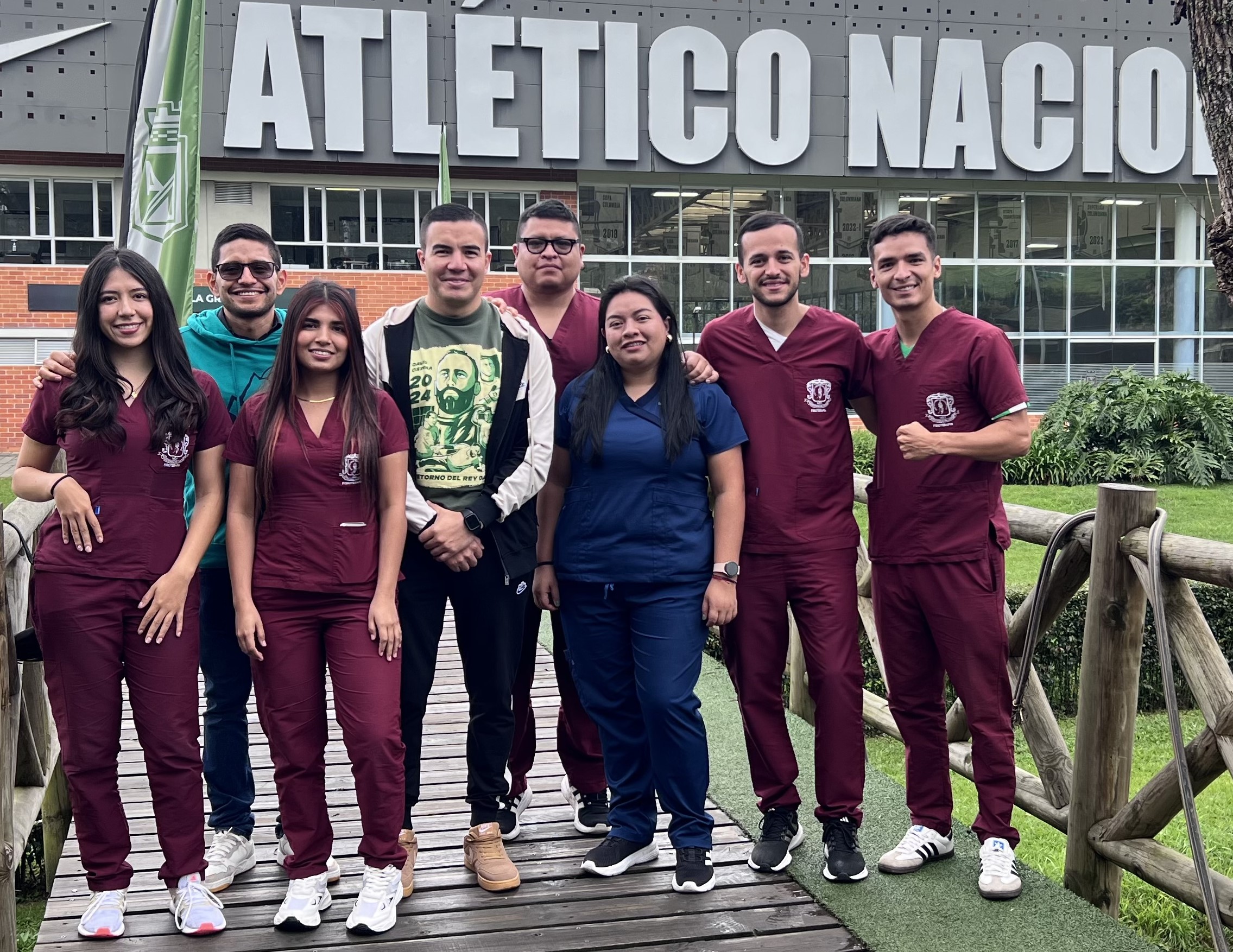 Imagen de estudiantes de Fisio en Fundación Universitaria María Cano sede Medellín